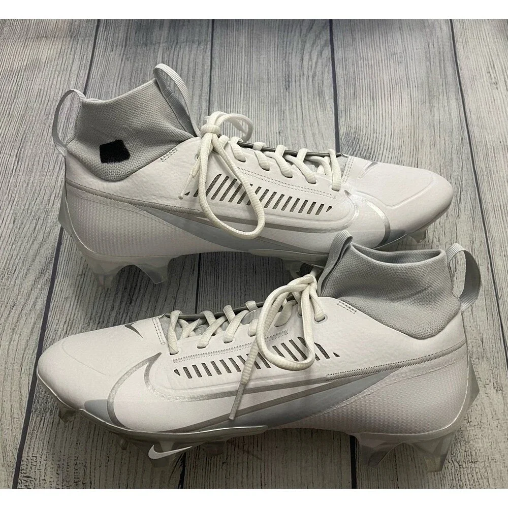 White Nike Vapor Edge Pro Men’s Football Cleats Shoes, Size Adult 8.5